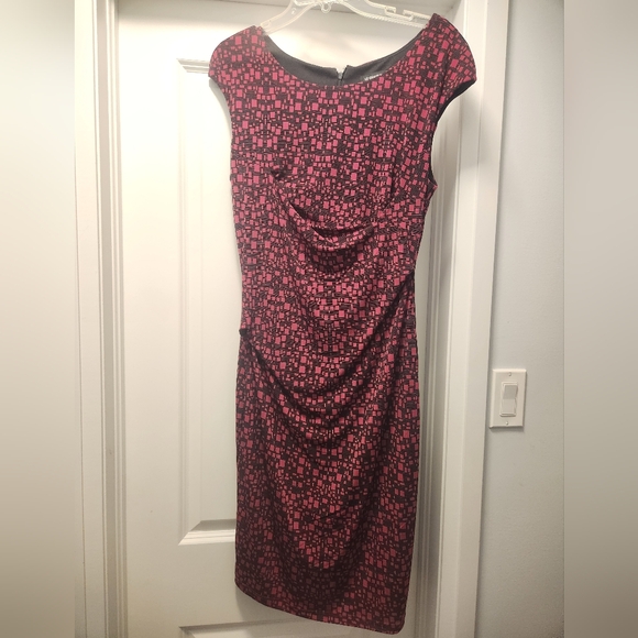 Le Chateau Pink and Black Ruched Geometric Midi Dress - Picture 1 of 4